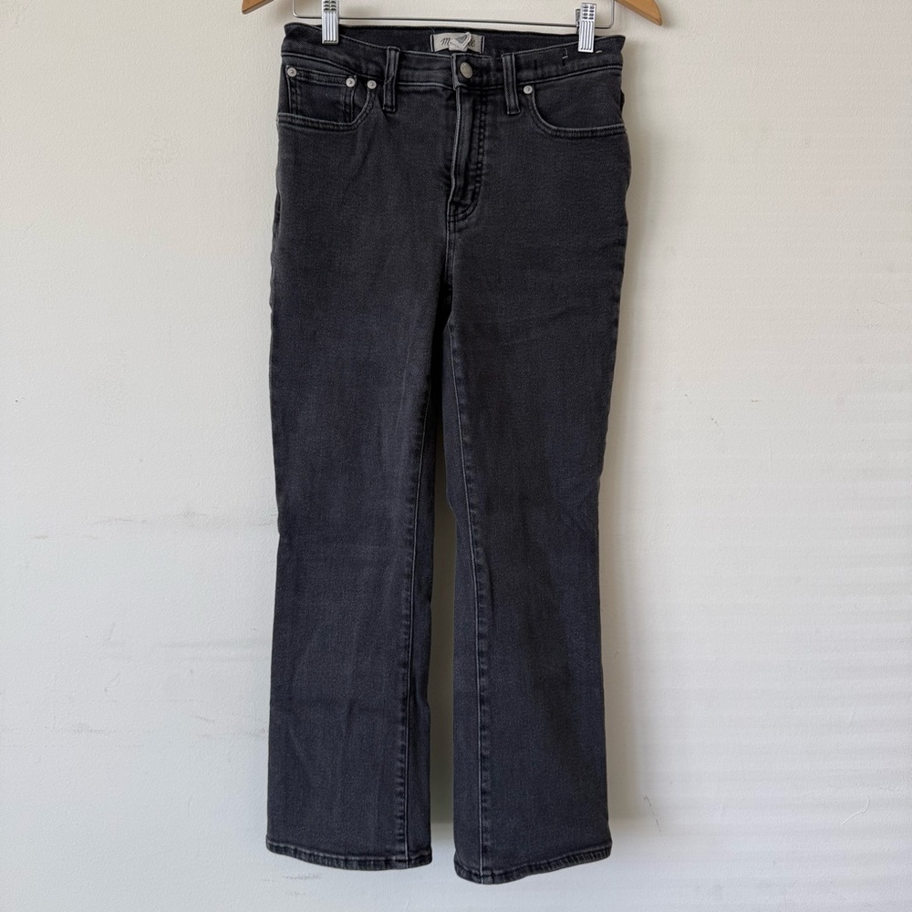 LIKE NEW Madewell Mid-Rise Kick Out Jeans Pants Dark Wash/Black - 28